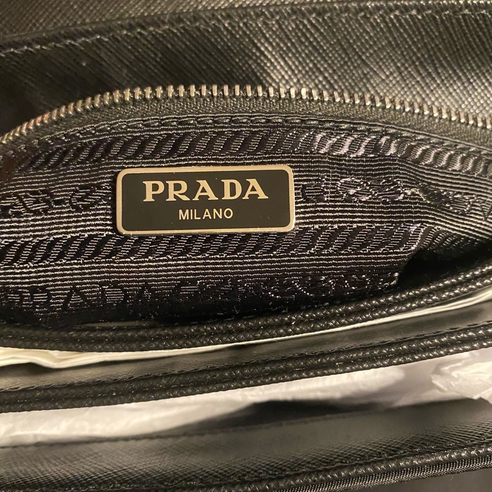 Prada Crossbody Black - Picture 7 of 9